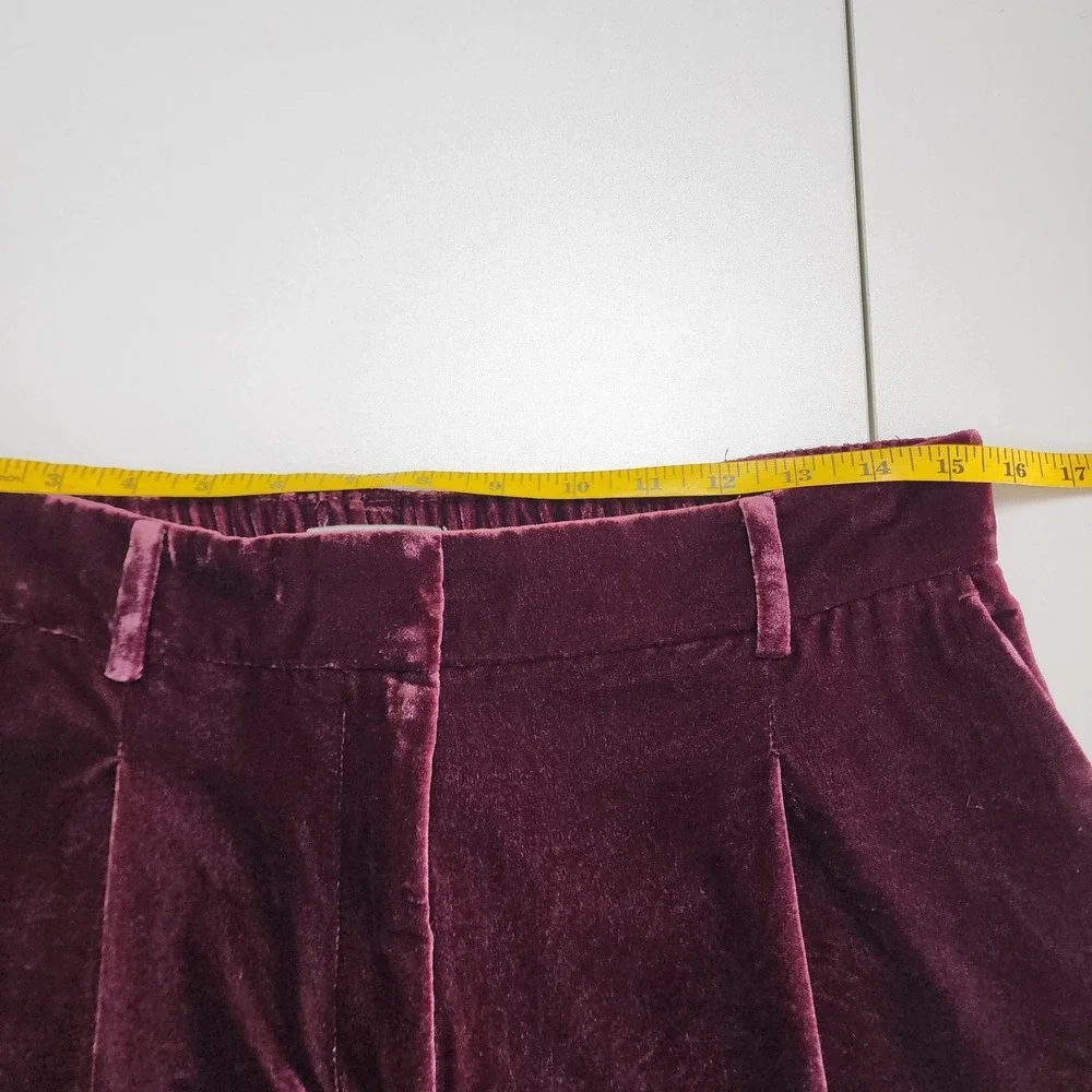 LOFT Womens Burgundy Velvet Pleat Front Straight Leg Pant Size 8 Pleated Trouser